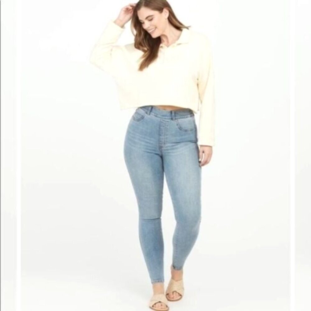 Spanx Skinny Jeans Light Vintage Wash Size "L